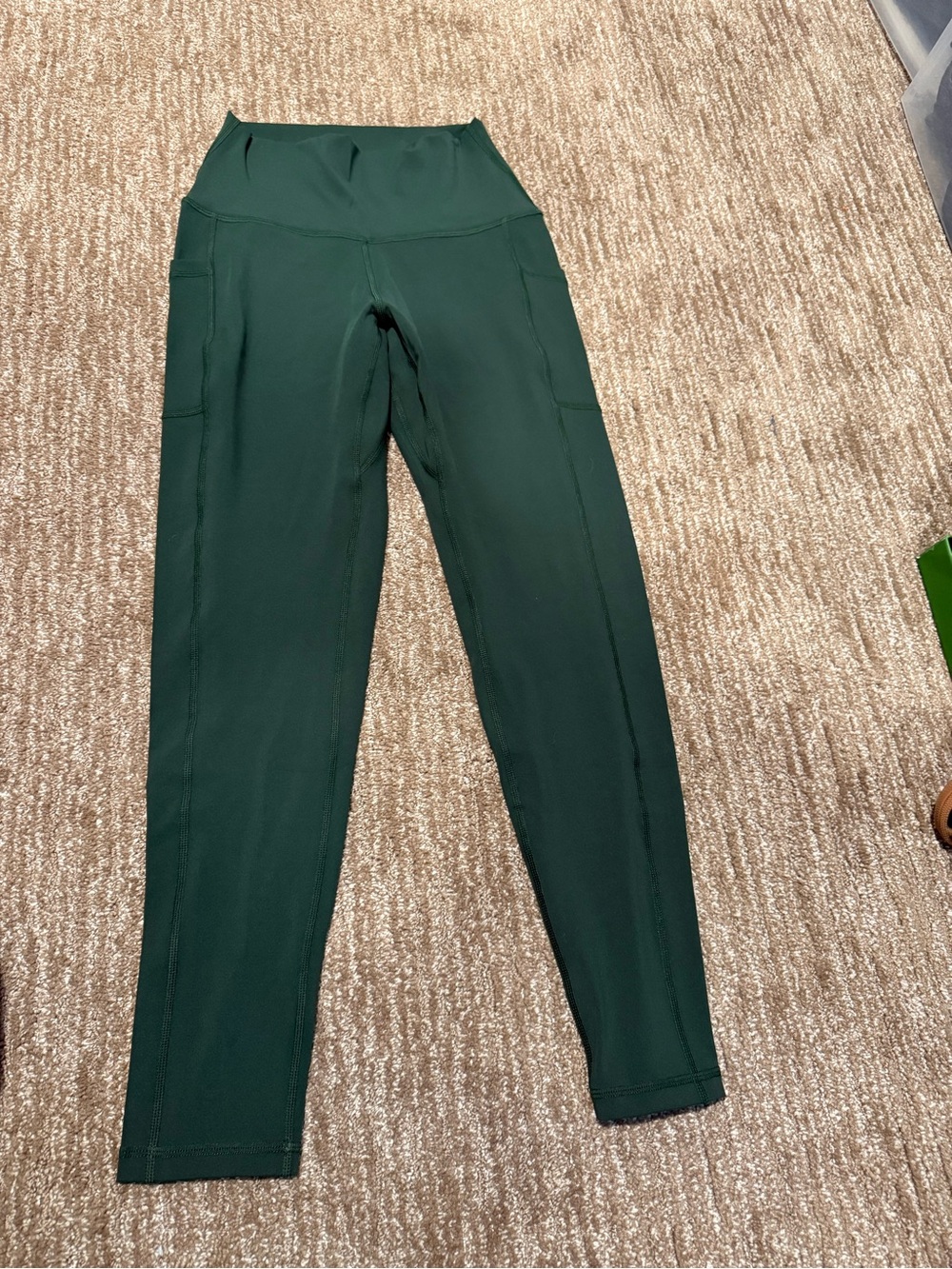 High-Rise Dark Green Stretch Leggings with Side Pockets